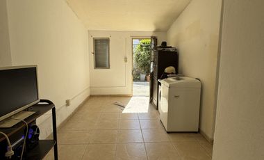 SE VENDE PROPIEDAD DE 4 DORM. ZONA BROWN Y CIRCUNVALACION