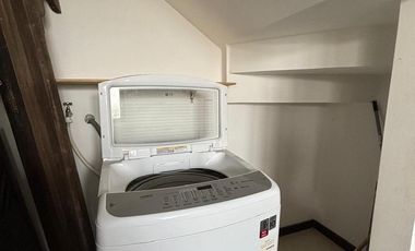 CASA DE VENTA - 3 DORMITORIOS - SALA DE ESTAR - 3 PISOS - TUMBACO