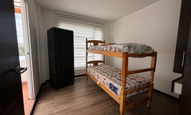 CASA DE VENTA - 3 DORMITORIOS - SALA DE ESTAR - 3 PISOS - TUMBACO