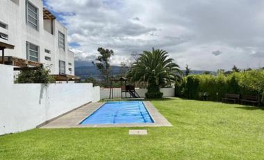 CASA DE VENTA - 3 DORMITORIOS - SALA DE ESTAR - 3 PISOS - TUMBACO