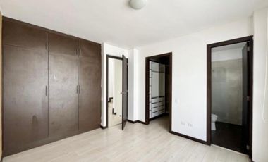 CASA DE VENTA - 3 DORMITORIOS - SALA DE ESTAR - 3 PISOS - TUMBACO