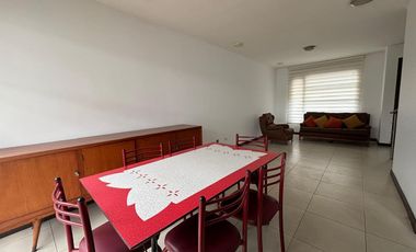 CASA DE VENTA - 3 DORMITORIOS - SALA DE ESTAR - 3 PISOS - TUMBACO