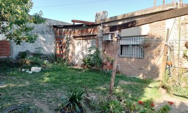 Casa de 4 dormitorios en Strauss 141