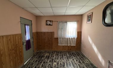 SE VENDE CASA 2 DORMITORIOS