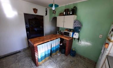 Casa de 2 dormitorios en gran lote en Villa General Savio (Sanchez)
