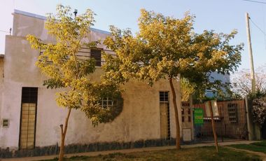 Casa de 2 dormitorios en Villa General Savio (Sanchez)