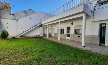 Casa de 4 dormitorios en Alvear 185