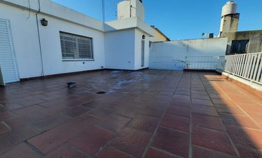 Casa de 4 dormitorios en Alvear 185