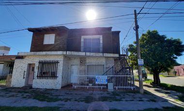 Casa en Empalme con 3 departamentos