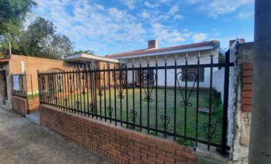 Retasada!! Casa de 4 dormitorios y dependencias en Empalme, Villa Constitucion