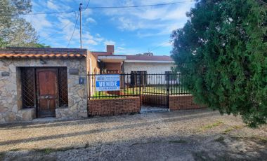 Retasada!! Casa de 4 dormitorios y dependencias en Empalme, Villa Constitucion