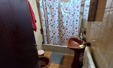 Inmueble con dos propiedades en BÂ° Guemes RETASADO