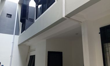 dijual Rumah Baru Minimalis Modern 2Lt di Johar Baru Jakarta Pusat