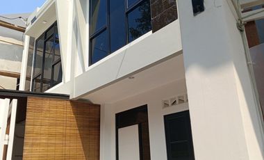 dijual Rumah Baru Minimalis Modern 2Lt di Johar Baru Jakarta Pusat