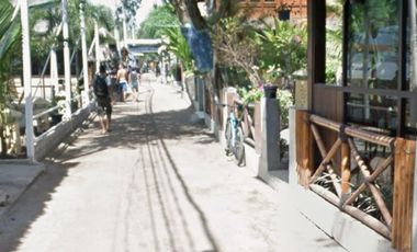 Beachfront Resort hotel bintang 4 di Gili Air