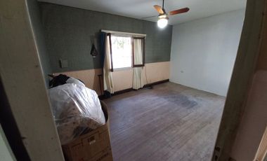 Inmueble con dos viviendas en General Rojo