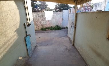 Inmueble con dos viviendas en General Rojo