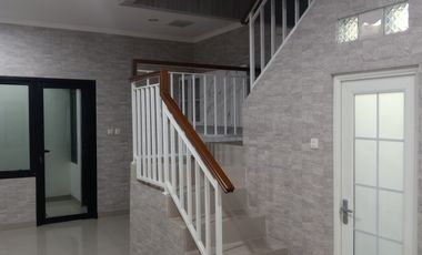 Dijual Rumah Baru Minimalis Modern 2lt di Pisangan Baru Jakarta Timur