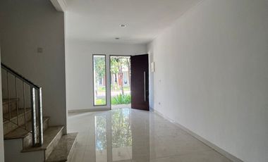 Rumah Cluster Orchestra Golf Island PIK Disewa Uk6x15 2Lt 3KT Kosongan