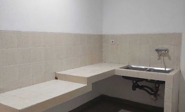 DISEWAKAN RUMAH BARU GREEN LAKE SEMIFURNISHED JAKARTA BARAT