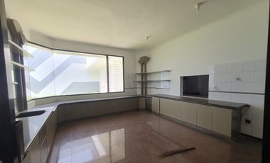 Jual Sewa Rumah Kantor Pusat Kota Jl Argopuro, Sawahan