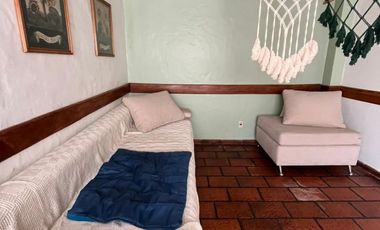 CASA EN VENTA 4 AMBIENTES AZOPARDO 4100