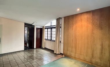 Disewakan Rumah Taman Kedoya Baru