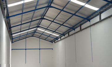 DISEWAKAN GUDANG TENGAH KOTA MARGOMULYO SURABAYA