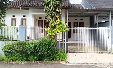 Rumah Dijual PErum Taman Genting Puri Baros Siap Huni