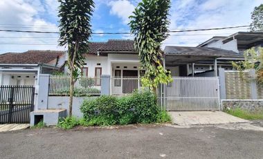 Rumah Dijual PErum Taman Genting Puri Baros Siap Huni