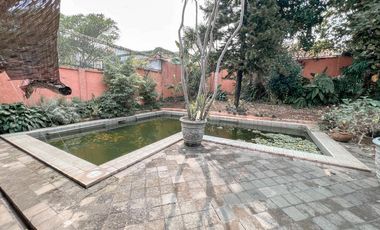 Disewakan Rumah Kemang Utara dengan Swimming Pool