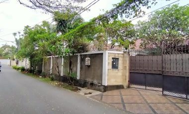 Disewakan Rumah Kemang Utara dengan Swimming Pool