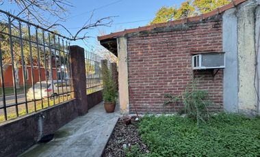 SE VENDE CASA ZONA MIGUEL DAVID Y ARTIGAS