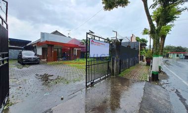 Sewa Gudang Dan Rumah Lahan Luas Jalan Besar Provinsi Wlingi Blitar