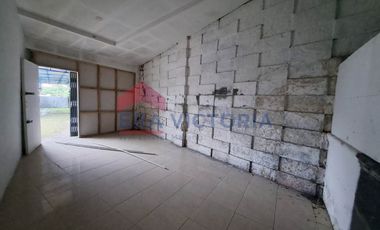 Sewa Gudang Dan Rumah Lahan Luas Jalan Besar Provinsi Wlingi Blitar