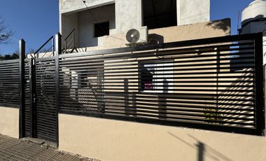 SE VENDE CASA ZONA GARRIGO Y MIGUEL DAVID