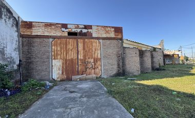 GALPON EN VENTA -  SOBRE AV. RAMIREZ