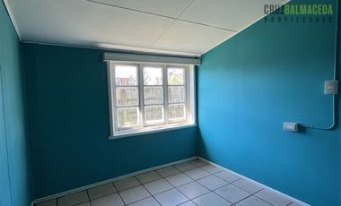 Oficina en Arriendo en Amplia casa comercial, sector Imperial, excelente ubicación y muy buen estado.