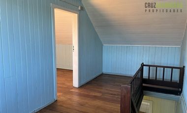 Oficina en Arriendo en Amplia casa comercial, sector Imperial, excelente ubicación y muy buen estado.