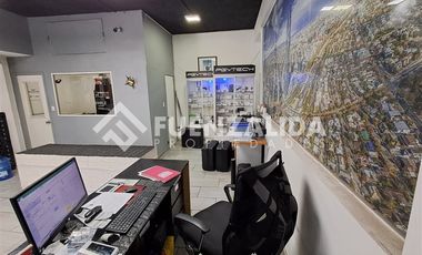 Local Comercial en Venta en Av. Santa Isabel