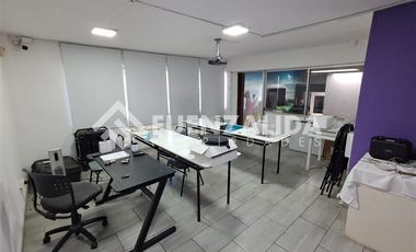 Local Comercial en Venta en Av. Santa Isabel