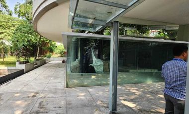 [Dibawah NJOP] [Termurah] Gedung Area Komersil Lokasi Jaksel BAnget Cocok Untuk Bos Bos Gent Z