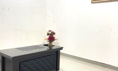 Gudang 18x80 Luas 897 Lokasi Pinggir Jalan Cakung Jakarata Timur