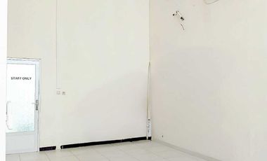 Ruang Kantor Lantai 2 di Ruko Metland Menteng, Cakung, Jakarta Timur