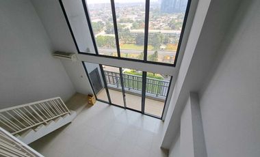 Disewakan Kantor Minimalis 97 m2, Hemat & Strategis di SOHO Pancoran