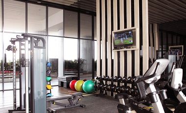 Disewakan Kantor Minimalis 97 m2, Hemat & Strategis di SOHO Pancoran