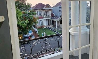 Disewakan  rumah di kota  wisata  Cibubur
