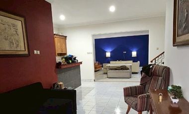 Disewakan  rumah di kota  wisata  Cibubur