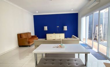 Disewakan  rumah di kota  wisata  Cibubur