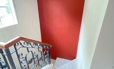 Disewakan  rumah di kota  wisata  Cibubur